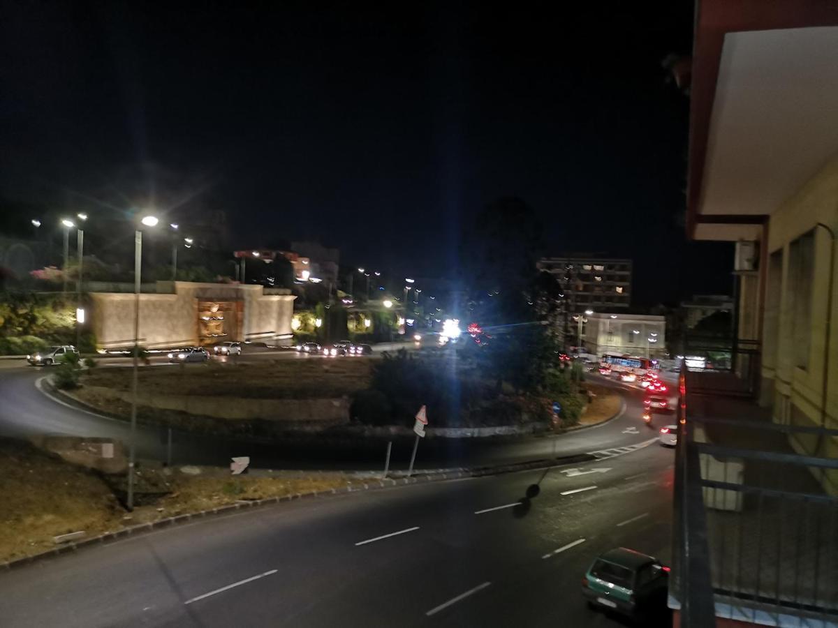 Etnea Gioeni House Suite Catania Bagian luar foto