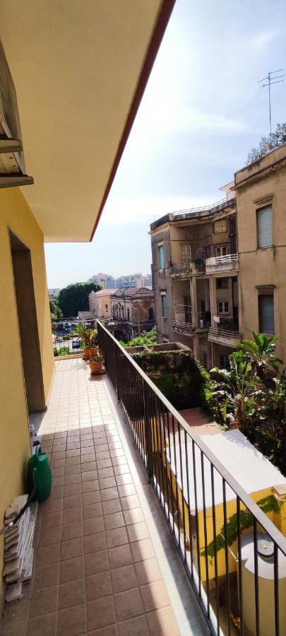 Etnea Gioeni House Suite Catania Bagian luar foto