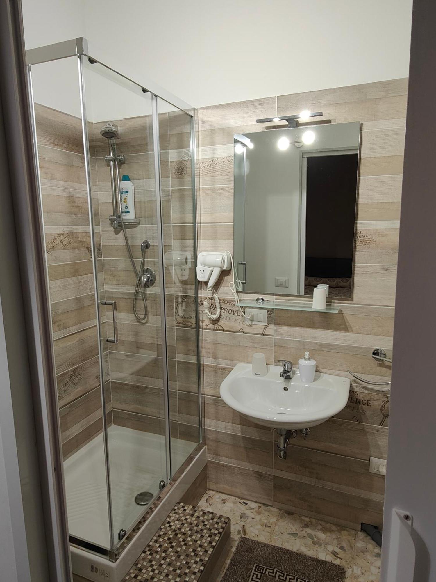 Etnea Gioeni House Suite Catania Ruang foto