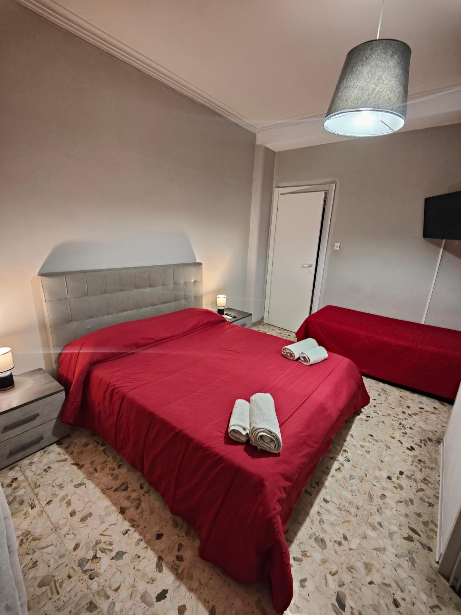Etnea Gioeni House Suite Catania Ruang foto